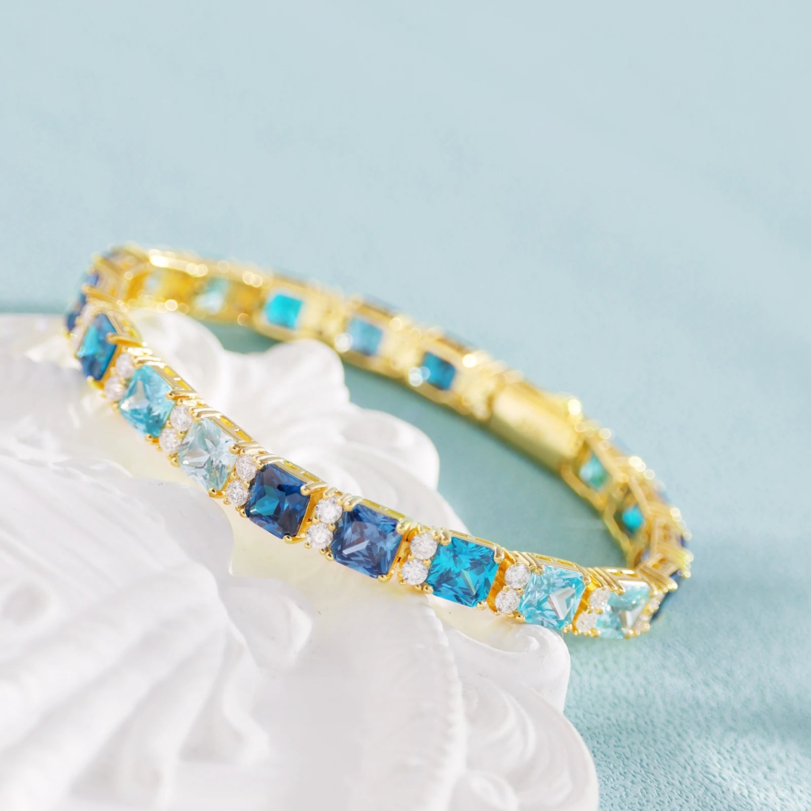 VYNE // ITALIAN SILVER TENNIS BLUE MOISSANIT